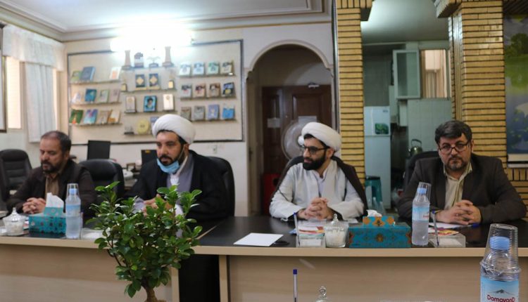 گزارش تصویری/ دیدار مدیرکل اجتماعی و مشارکت‌های مردمی سازمان اوقاف با ریاست مؤسسه سبک زندگی